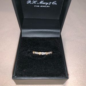 0.10 CTW Wedding Band Diamond Sterling Silver